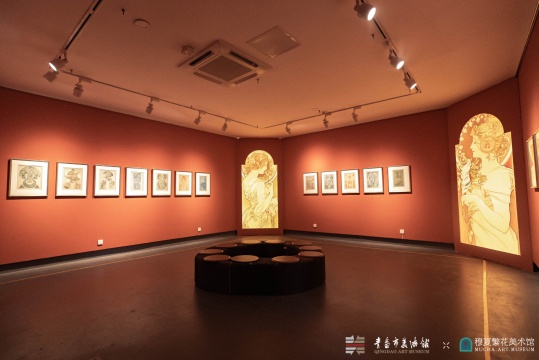 “缪斯的花冠:阿尔丰斯·穆夏的繁花诗篇” 在青岛市美术馆开展 “缪斯的花冠:阿尔丰斯·穆夏的繁花诗篇” 在青岛市美术馆开展