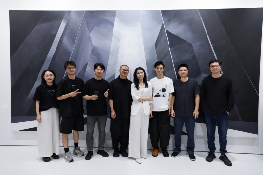 画屏艺术空间傅启一个展《Angles》开幕,“宇宙没有义务让我们理解” 画屏艺术空间傅启一个展《Angles》开幕,“宇宙没有义务让我们理解”