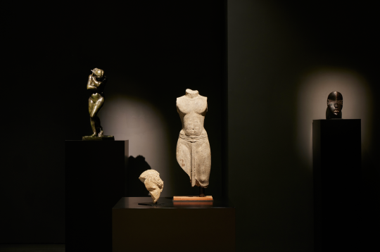  

“Corpus——身・物・三千年”展览现场，2025年

图片来源：苏富比
