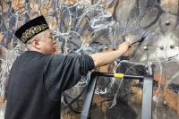 徐善循西岸艺博会作品：“向着那个干净自由的世界，哪怕挪一寸也欢喜。”