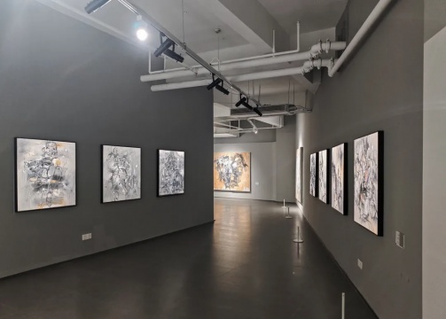 徐善循西岸艺博会作品：“向着那个干净自由的世界，哪怕挪一寸也欢喜。”