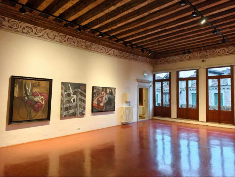 “毛旭辉——家长的故事”展览现场，格里马尼宫博物馆，威尼斯，意大利