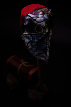 和托恩的表情去睡觉······&nbsp;

孔德林

综合材料

18×48×84&nbsp;cm&nbsp;

2022

&nbsp;
