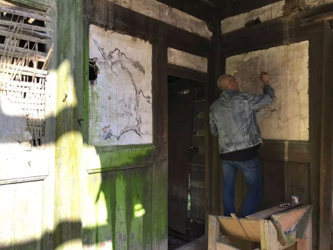 孔德林在“巫高计划”现场创作，2017

&nbsp;
