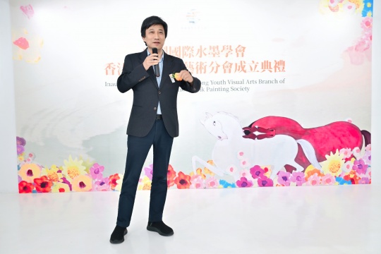 联合出版集团总编辑、香港中华书局董事长、中华教育文化交流基金会会长赵东晓致辞
