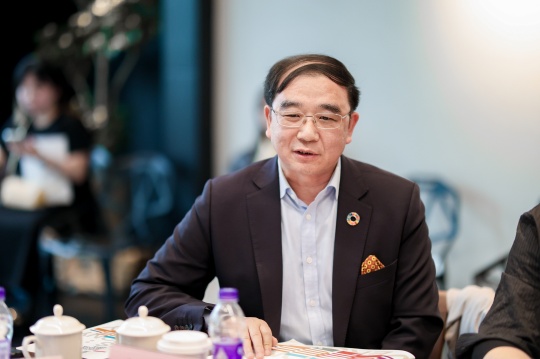 范勇
亚洲艺术品金融商学院创始人、院长
