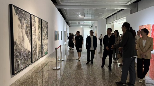30多位艺术家作品汇聚敦煌，开启一场关于绘画当代与未来的思辨