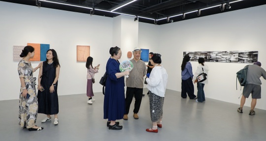 格物致知 肌理观城，赵一峰北京首展「格物」登陆798亘画廊