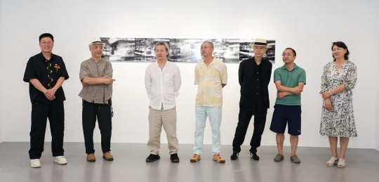 格物致知 肌理观城，赵一峰北京首展「格物」登陆798亘画廊