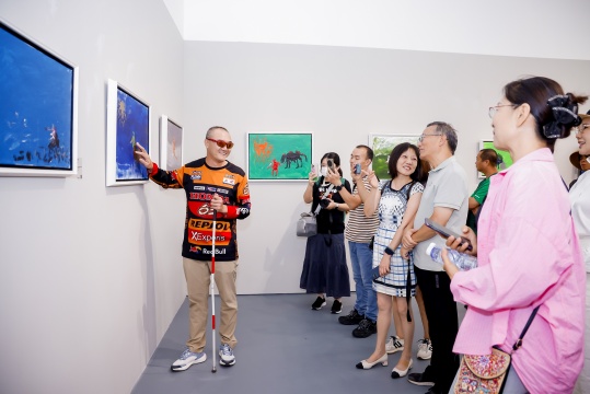 艺术家曹晟康现场导览，「盲行者」展览现场，798仚東堂，2026
