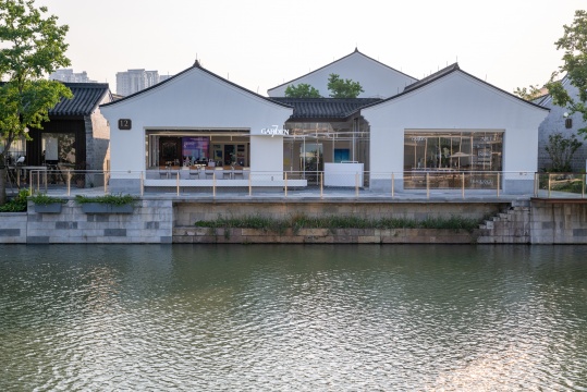 七点花园发布「艺术共生」战略，与宁波画屏艺术共建艺术合作新模式